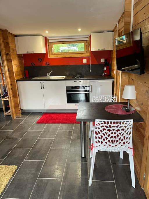 Chalet 2 Personnes Avec Jacuzzi Et Piscine Saisonniere Partagee Corcieux Εξωτερικό φωτογραφία