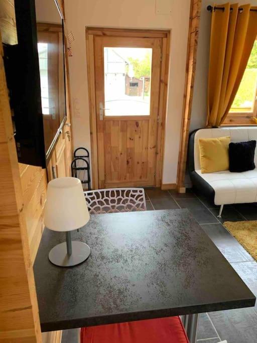 Chalet 2 Personnes Avec Jacuzzi Et Piscine Saisonniere Partagee Corcieux Εξωτερικό φωτογραφία