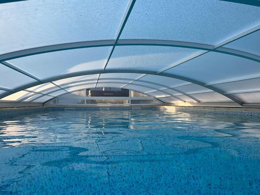 Chalet 2 Personnes Avec Jacuzzi Et Piscine Saisonniere Partagee Corcieux Εξωτερικό φωτογραφία